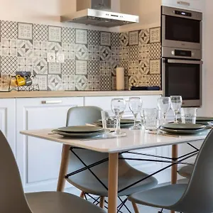 https://modernblue-gare-annemasse-3min-genve-accs-direct.hotels-rhonealpes.com